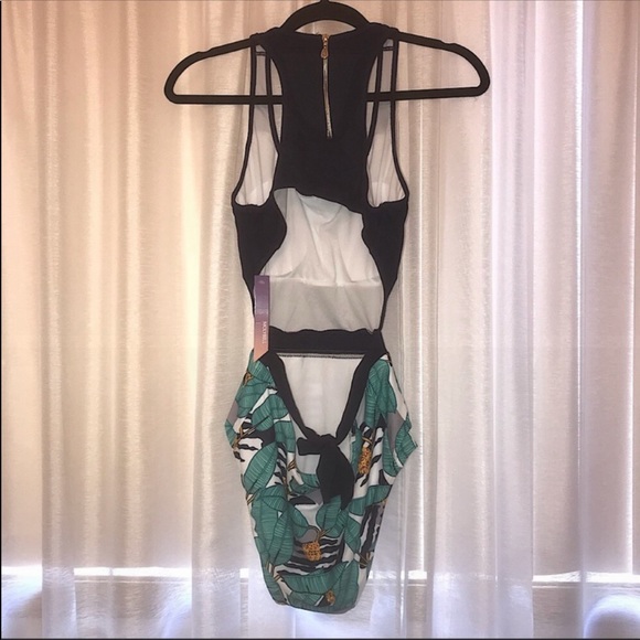 MOLYBELL NWT Plant Print One Piece Swimsuit Small - Picture 3 of 4